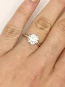 Tiffany & Co. Tiffany Setting 2.16 CTW Platinum Engagement Ring Size 5.5 —   DeWitt's Diamond & Gold Exchange