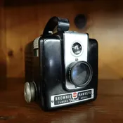 Brownie Hawkeye Camera — HELP of Ojai