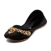 Aarya - Black Jutti