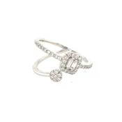18K White Gold Diamond Fashion Ring