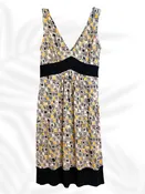 Diane Van Furstenberg 100% silk dress size6 V-neck Empire waist midi