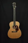 Acoustic Guitar Grand Concert