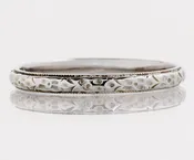 Antique 18k White Gold Wedding Band - Floral Etched Ring | Copper Canary Fine Jewelry