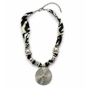 American Bison Black-And-White Necklace with Round Pendant – ABNL 45-2609