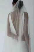 Flora "Delfina" Lace Veil