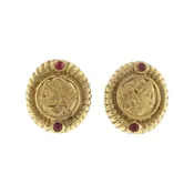 18 Karat Yellow Gold Cabochon Ruby Roman Coin Motif Vintage Earclip Earrings