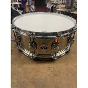 DW DW - DCMR15514SCX711 - Nickel over Brass Snare Drum 5.5x14, Chrome Hardware