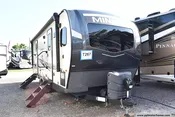 25' 2022 Forest River Rockwood Mini Lite 2516S w/2 Slides