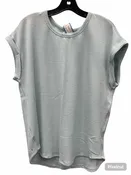 24/7 Maurices Size M Light Blue Short Sleeve Shirts