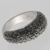 18k BLACK DIAMOND RING