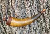 02-376 Cureton© Deluxe Large Powder Horn