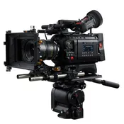 Blackmagic Design URSA Cine 17K 65 & EVF