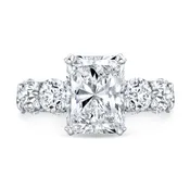Alessandra Radiant Moissanite