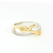 14k. Diamond Crossover Fashion Ring