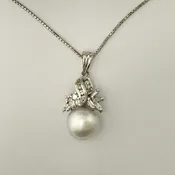 WG Diamond &amp; Pearl Charm &amp; Chain Set
