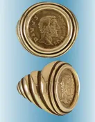 Antoninus Pius Coin Ring