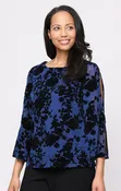 3/4 Sleeve Flocked Yoryu Blouse With Split Sleeve Detail