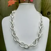 Classic oval links brushed silver necklace