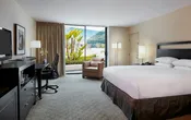 Hilton Anaheim Bedroom