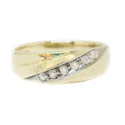 10 Karat Yellow Gold Men's Ring with .25ctw Diamonds