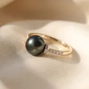 Black Pearl and Diamond Accent Solitaire Ring in Yellow Gold