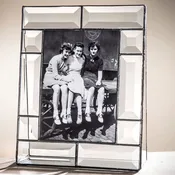 5×7 Beveled Glass Vertical Frame
