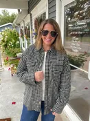 BLACK AND WHITE CHECK SNAP BUTTON FLANNEL