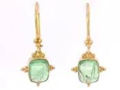 18 karat yellow gold and tsavorite earrings — 33 Jewels at El Paseo