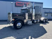 2000 PETERBILT 379