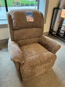 Polaris Medium Lift Chair