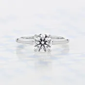 1.10 ct Round Shape Earth Mined Diamond Solitaire Platinum Engagement Ring (2006085)