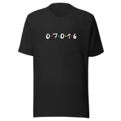 07016 Friends - Unisex Tee