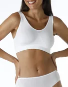 Active Comfort low-impact yoga bralette in White